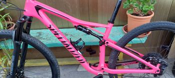 Used Specialized Specialized Epic Comp Carbon 1x 29” Rosa Fluo/nero 2017 Mountainbike, Rot — image 2 of 9