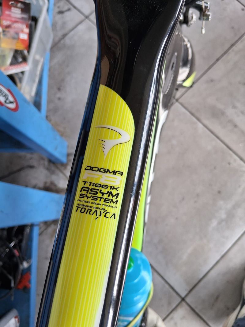 Tweedehands Pinarello Dogma F8 TG 56 2015 Road & Gravel