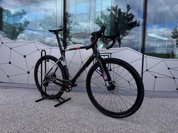Used Scott Addict Gravel 30 2025 Road & Gravel, Black — image 2 of 16