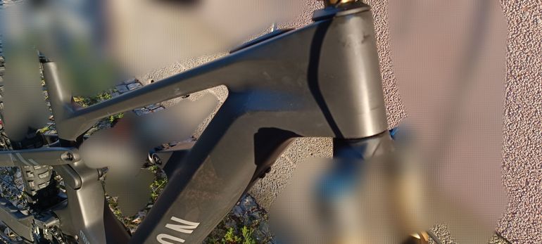 Canyon Strive:ON CFR Underdog 2023 Frameset 2023 Mountainbike usato, Nero — immagine 4 di 7