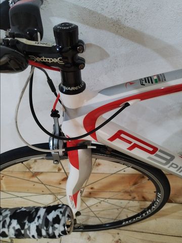 Used Pinarello FP3 2017 Road & Gravel, White — image 11 of 12