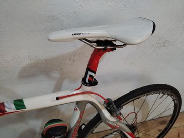 Used Pinarello FP3 2017 Road & Gravel, White — image 5 of 12