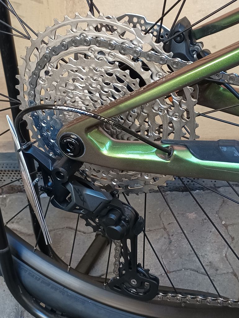 Orbea OIZ M30 2024 2024 Mountainbike usato, Verde — immagine 3 di 6