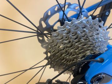 Factor OSTRO VAM 2023 2023 Road & Gravel usato, Blu — immagine 6 di 25