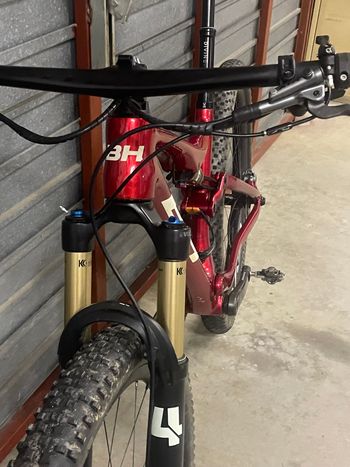 Used BH LYNX RACE EVO CARBON 9.5 2023 2023 Mountainbike, Red, 29 — image 2 of 9