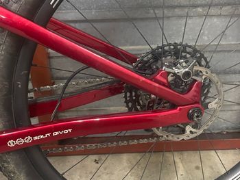 Used BH LYNX RACE EVO CARBON 9.5 2023 2023 Mountainbike, Red, 29 — image 4 of 9