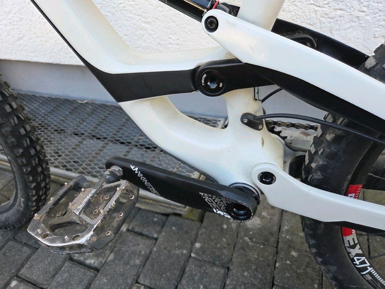 Used YT Industries CAPRA Pro 2020 2020 Mountainbike, White, 27.5 — image 14 of 15