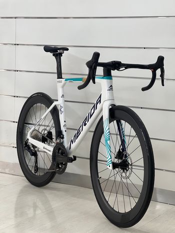 Tweedehands Merida REACTO 6000 2025 2025 Road & Gravel — afbeelding 3 van 5
