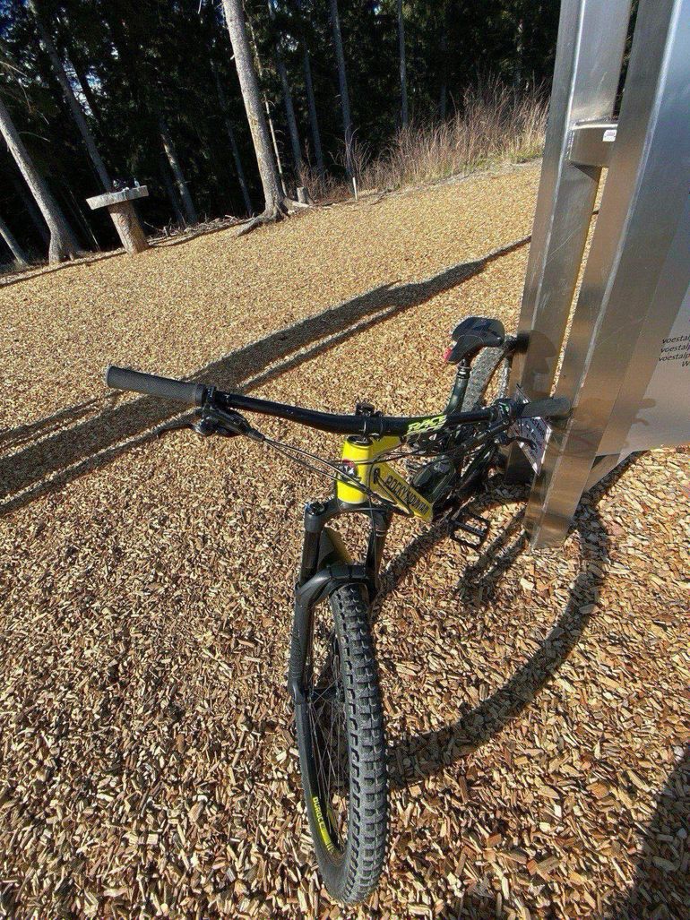 Brugt Rocky Mountain Altitude Shimano Deore XT Mountainbike — billede 2 af 3