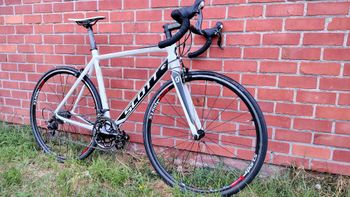 Used Scott Speedster 20 2018 Road & Gravel, Weiß — image 1 of 24