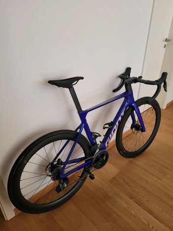 Giant Propel Advanced 1 2024 2024 Road & Gravel usato, Blu — immagine 2 di 10