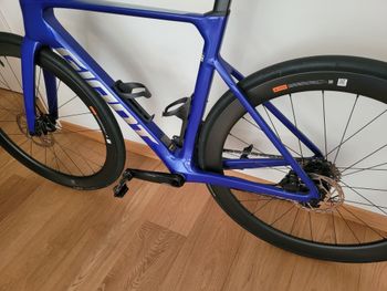 Giant Propel Advanced 1 2024 2024 Road & Gravel usato, Blu — immagine 9 di 10