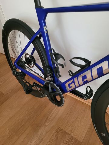Used Giant Propel Advanced 1 2024 2024 Road & Gravel, Blue — image 3 of 10
