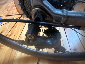 Used Scott Metrix 30 EQ 2022 Road & Gravel, Light Gray — image 4 of 5