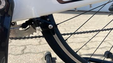 Used Specialized Shiv Expert Mid-Compact 2013 2013 Road & Gravel, White — image 9 of 22