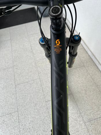 Scott Spark 930 2017 2017 Mountainbike usato, Nero — immagine 2 di 26