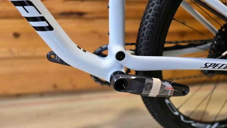 Used Specialized Epic Expert 2023 2023 Mountainbike, White, 29 — image 12 of 12