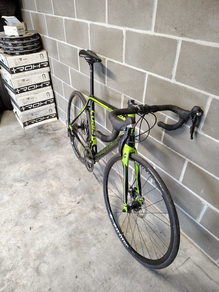 Used Cannondale Synapse Shimano 105 2018 Road & Gravel, Green — image 1 of 6