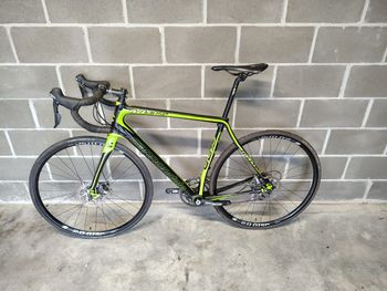 Used Cannondale Synapse Shimano 105 2018 Road & Gravel, Green — image 3 of 6