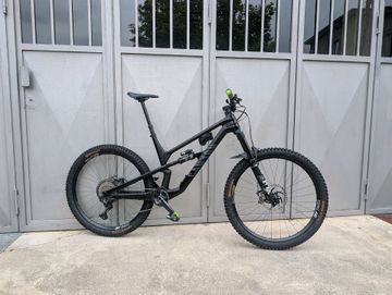 Used Canyon Spectral 29 CF 8 2022 2022 MTB