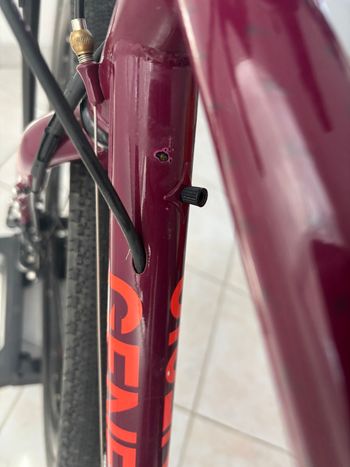 Used Genesis Croix De Fer 30 2022 2022 Road & Gravel — image 9 of 14