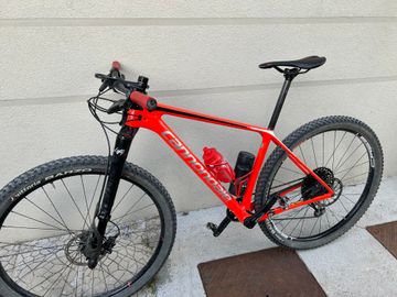 Używany Cannondale F-Si Carbon 3 2019 2019 Mountainbike — zdjęcie 4 z 9