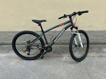 Used DECATHLON Rockrider St120 2024 Mountainbike, Grigio chiaro — image 4 of 4
