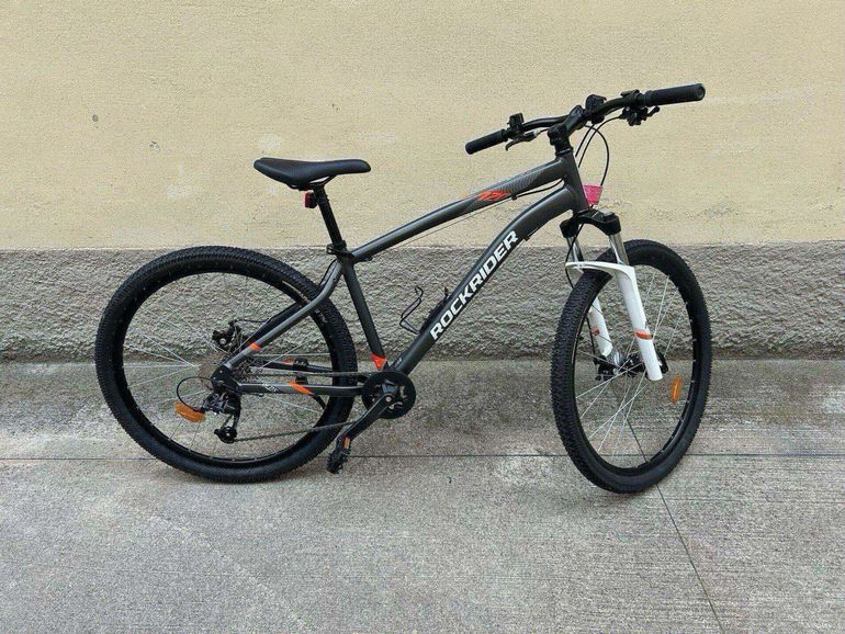 Used DECATHLON Rockrider St120 2024 Mountainbike, Grigio chiaro — image 4 of 4