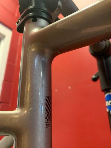 Used Argon 18 Dark Matter 2022 Road & Gravel, Light Gray — image 10 of 18