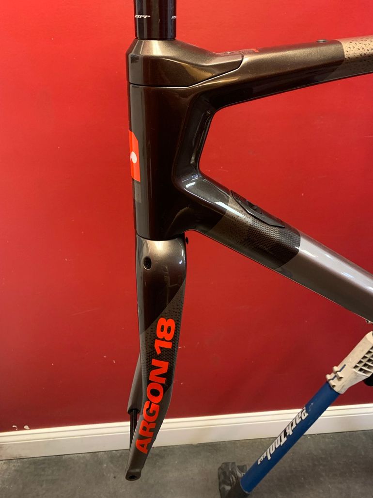 Used Argon 18 Dark Matter 2022 Road & Gravel, Light Gray — image 12 of 18