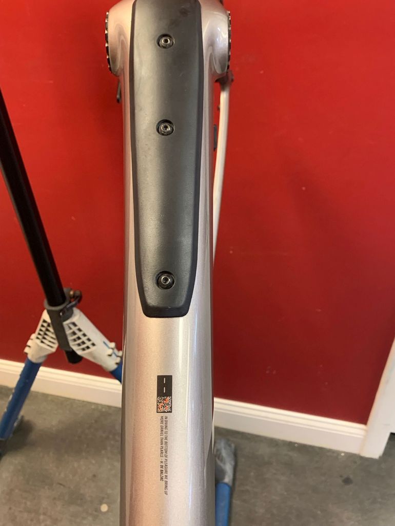 Used Argon 18 Dark Matter 2022 Road & Gravel, Light Gray — image 17 of 18
