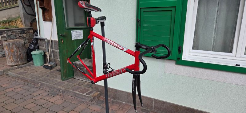 Used Wilier Lavaredo Frameset 2000 Road & Gravel, Red — image 3 of 5