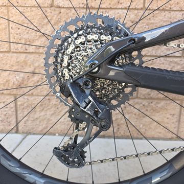 Used Santa Cruz MEGATOWER S / Carbon C 2024 2024 Mountainbike, Black, 29 — image 4 of 27