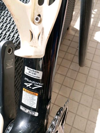 Used Trek Madone Shimano Ultegra 2013 Road & Gravel, White — image 6 of 10