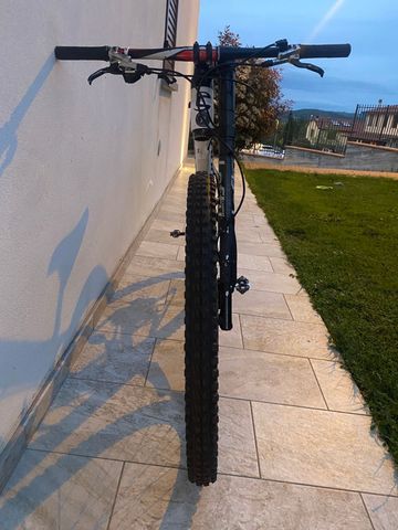 Cannondale F-Si Carbon 2 2017 2017 Mountainbike d'occasion — image 2 sur 19