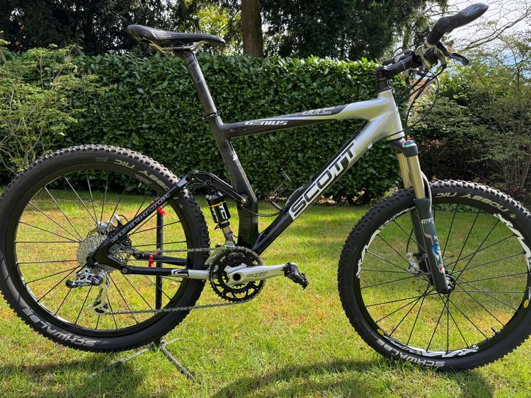 Used Scott Genius MC-20 2005 Mountainbike, Black — image 1 of 5