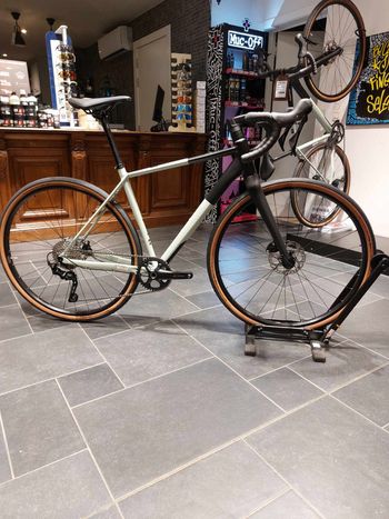 Used Superior XR 6.3 2025 Road & Gravel, Light Gray — image 1 of 5