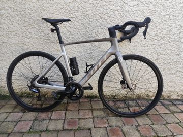 Used Scott Addict eRIDE 20 2022 2022 Road & Gravel, Light Gray — image 1 of 5