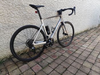 Tweedehands Scott Addict eRIDE 20 2022 2022 Road & Gravel — afbeelding 3 van 5