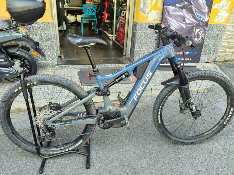 Used Focus JAM² 6.8 2024 2024 Mountainbike, Blue, 29 — image 1 of 7