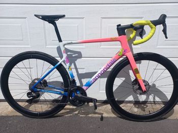 Cannondale SuperSix EVO Carbon Disc Ultegra Di2 2022 2022 Road & Gravel de segunda mano
