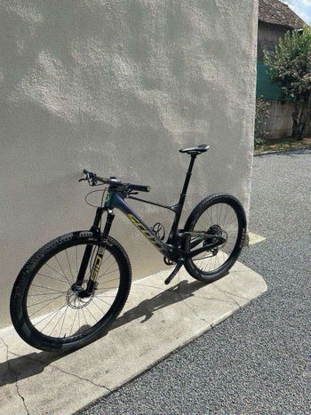 Used Scott Spark RC World Cup AXS 2022 2022 Mountainbike — image 2 of 8