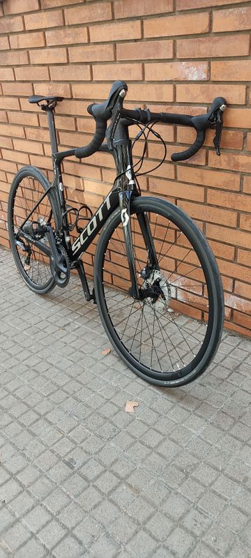 Tweedehands Scott Foil 20 2020 2020 Road & Gravel — afbeelding 3 van 12