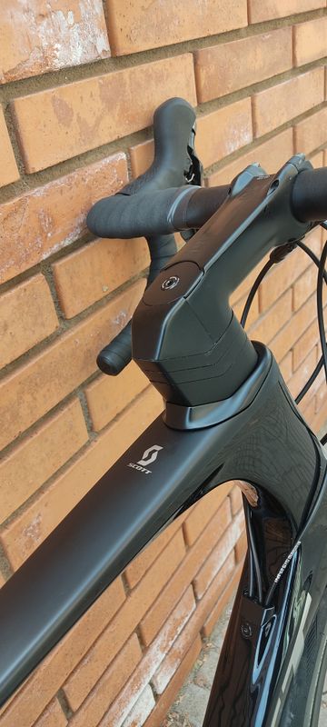 Tweedehands Scott Foil 20 2020 2020 Road & Gravel — afbeelding 7 van 12