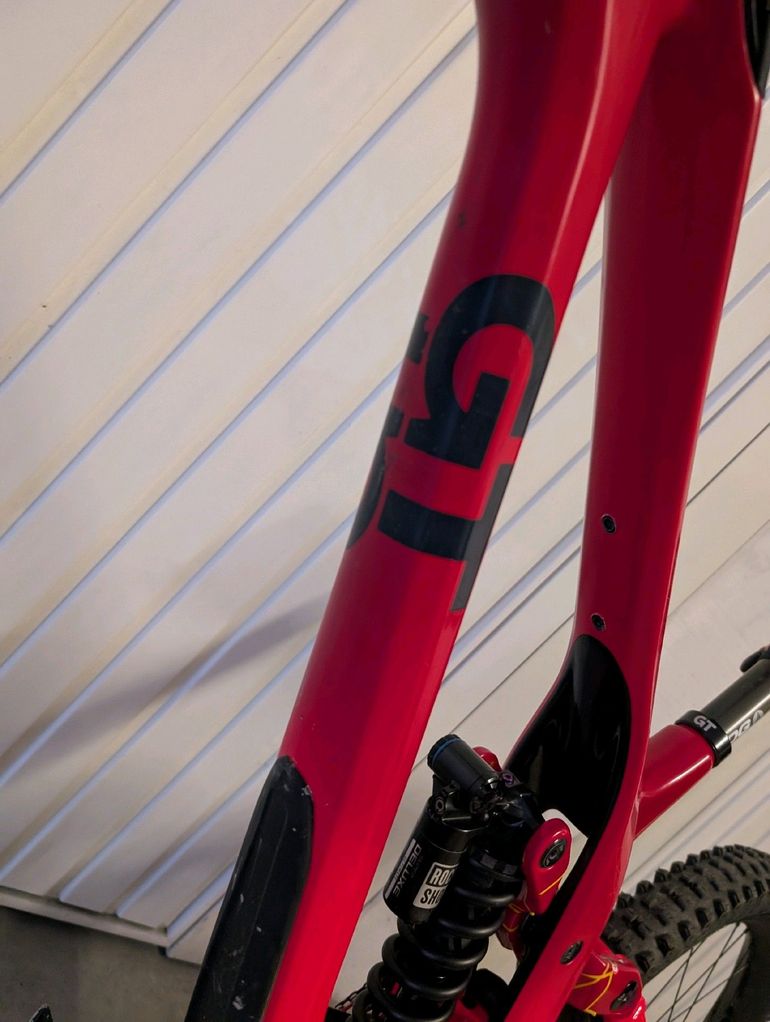 Used GT Fury 2024 Mountainbike, Red — image 5 of 9