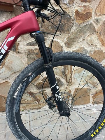 Berria MAKO 5 2022 2022 Mountainbike d'occasion — image 4 sur 10