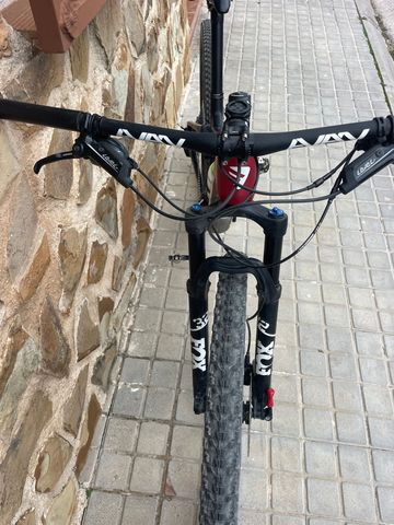 Berria MAKO 5 2022 2022 Mountainbike d'occasion — image 2 sur 10