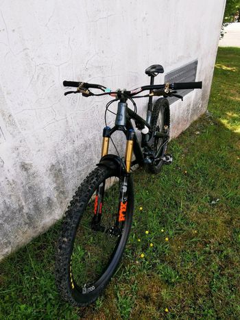 Used Commencal Meta Tr 2022 Unique 2022 Mountainbike, Green — image 2 of 3