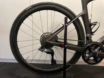 Used Scott Foil RC 10 2022 2022 Road & Gravel, Black — image 6 of 15