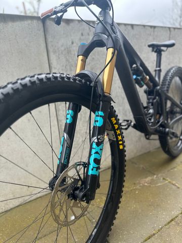 Tweedehands Yeti Sb140 Sram Eagle Transmission X0 2023 Mountainbike — afbeelding 2 van 16